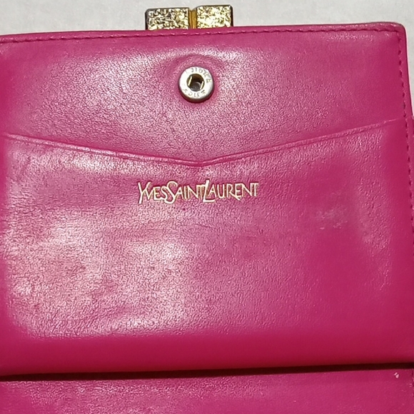 Yves Saint Laurent Pink Embossed Wallet - Picture 5 of 10